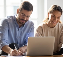 Os 5 Erros Finaceiros Que Estão te Deixando Pobre – E Como Corrigí-los